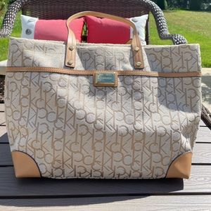 CALVIN KLEIN TOTE BAG! ✨💛